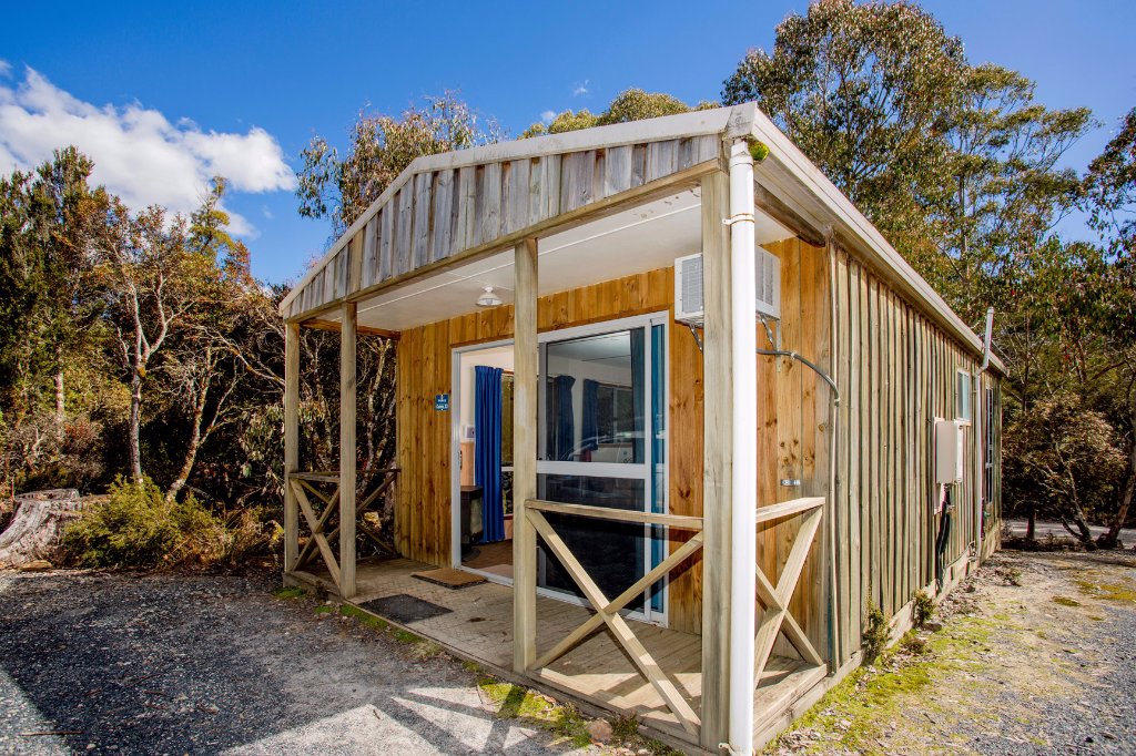 Such beautiful cabins in an idyllic setting close to iconic cradle mountain at Discovery - Cradle Mountain