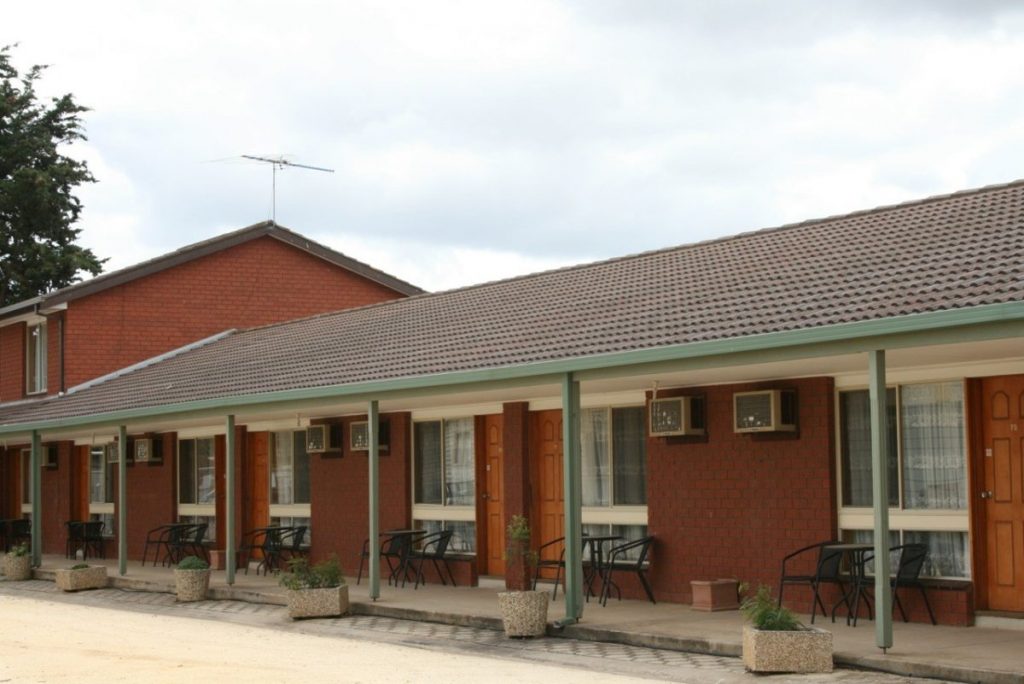 Motel suites and camping on the Geelong Surfcoast