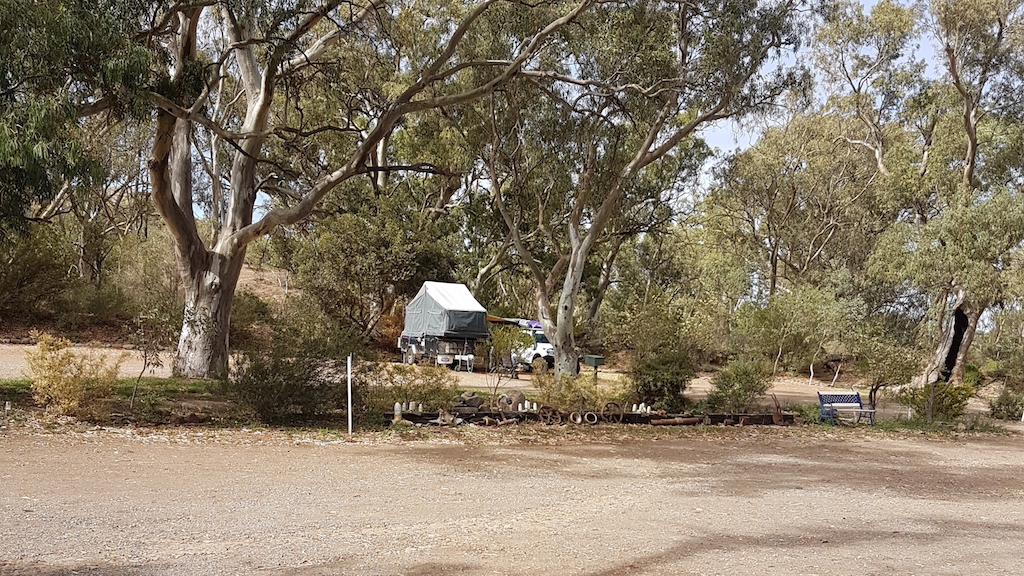 Self-sufficient traveller bunkering down at Spear Creek Caravan Park 